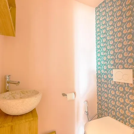 Unique Downtown Penthouse Beach Side Panoramic View